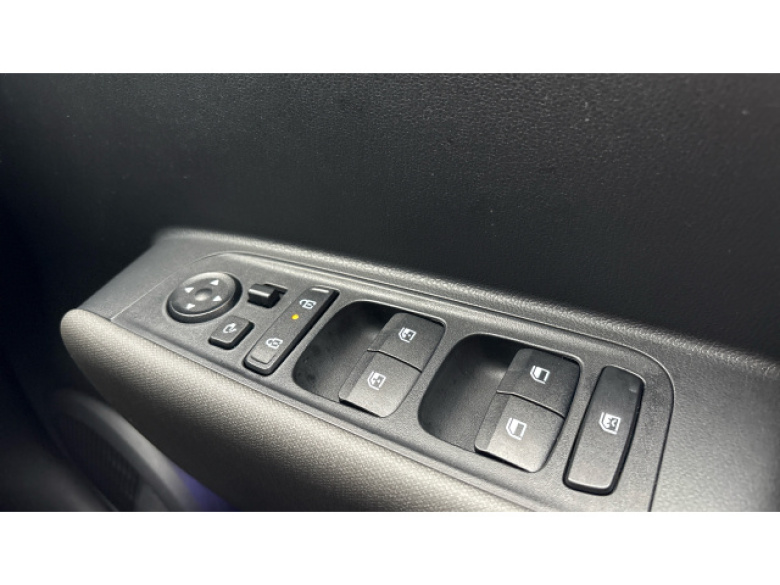 Hyundai INSTER 85kW 02 49kWh 5dr Auto Electric Hatchback